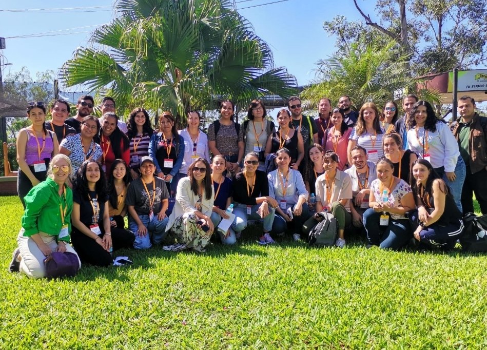 msolhaim's tweet photo. Some adventure in #GenEpiParaguay23! Students excited sampling different water sources in Ñu Guasu park using @EpiCollect, to solve a mysterious made up outbreak! @eventsWCS https://t.co/QdTi5IoI3P