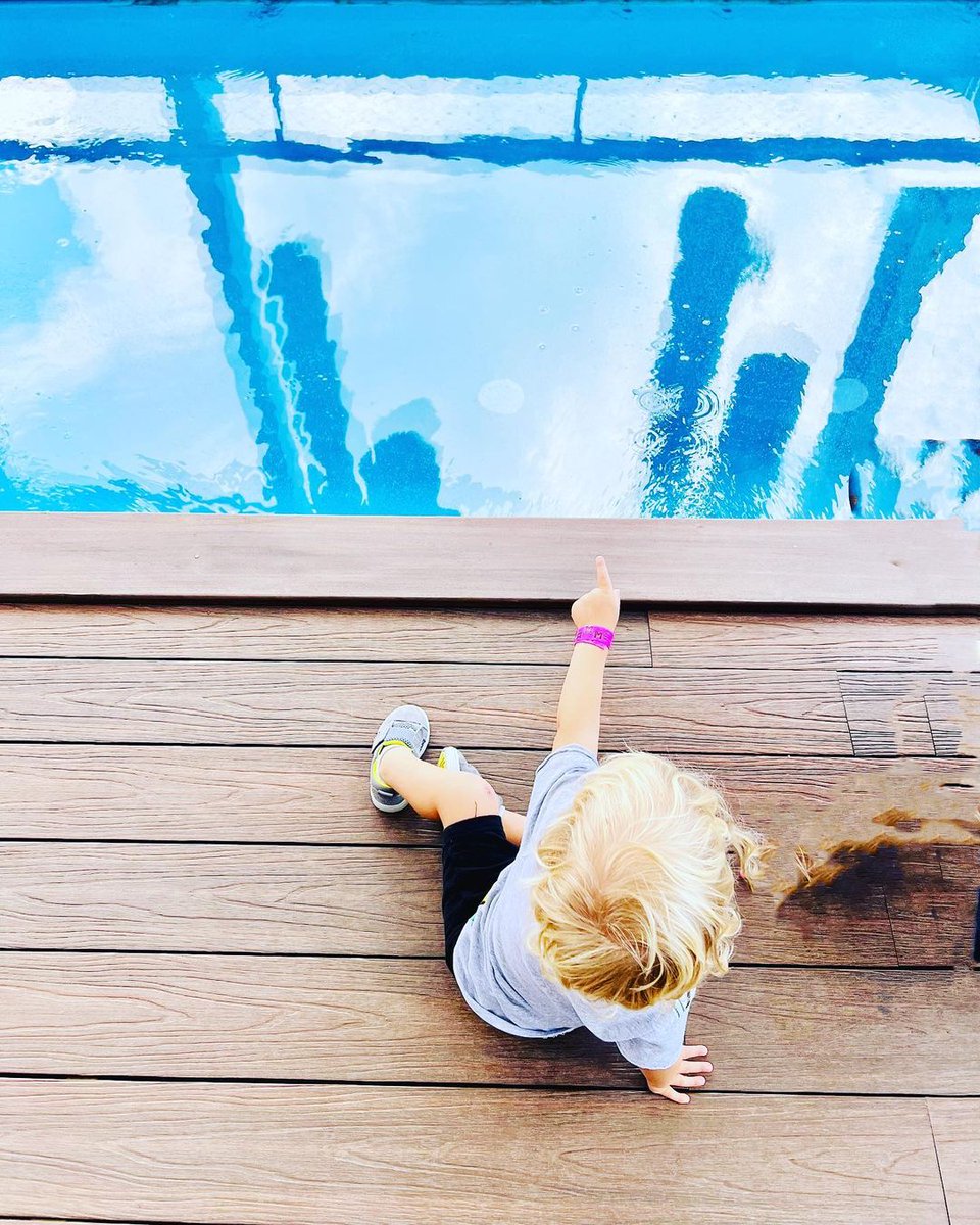 pamm's tweet photo. Did you know that there’s a pool you can dive into without getting wet?! 💦 Get tickets! https://t.co/Nb17N6BZAZ 📸 #SeenatPAMM
Leandro Erlich. "Swimming Pool" 1999. Installation view: Pérez Art Museum Miami, Miami, Florida, 2022. @leandroerlichofficial https://t.co/BHbXZXuDUv