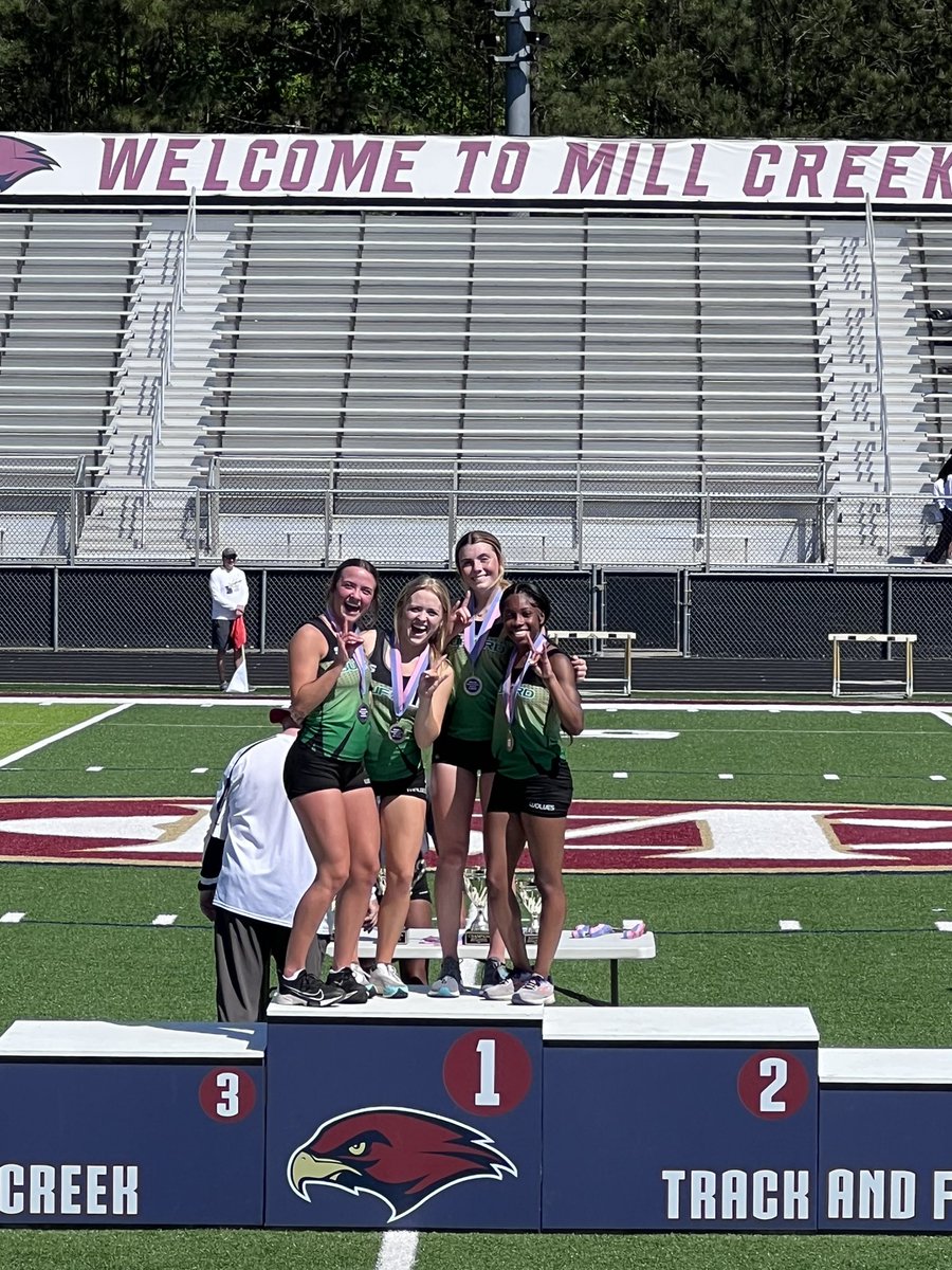 BUFORD GIRLS 4x800 FIRST IN REGION! <a href="/TrackBuford/">Buford Track & Field</a>