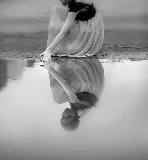 #Art #Beauty #Portrait #blackandwhitephoto 🌹♠️🌹♠️🌹