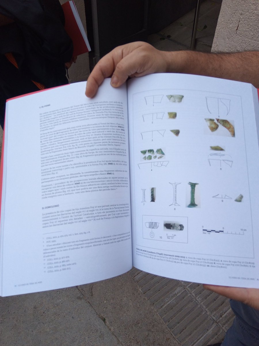 Ja tenim l'Urtx aquí, l'oloreta és fantàstica #SantJordi2023 #Tàrrega #visigots #bandolers