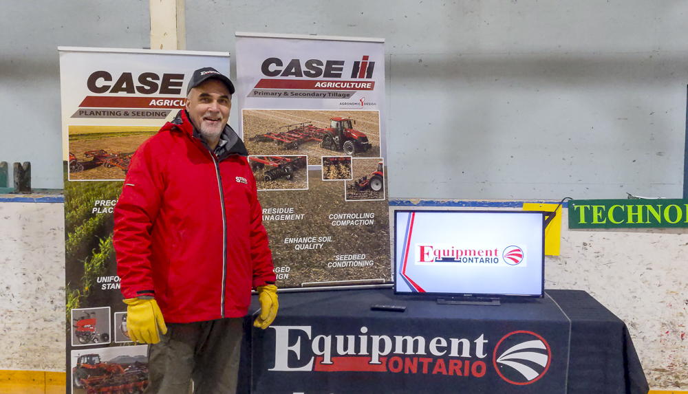 EquipmentOnt's tweet photo. We are excited to be back presenting at the 26th annual Roots of Bruce Education Days. We are discussing Technology in Agriculture with 600 Students throughout the 2-day event.
@OntAg @AgMoreThanEver @caseiheventsON @Case_IH
#EquipmentOntario
#EOspotted https://t.co/qwCjfzrBWa