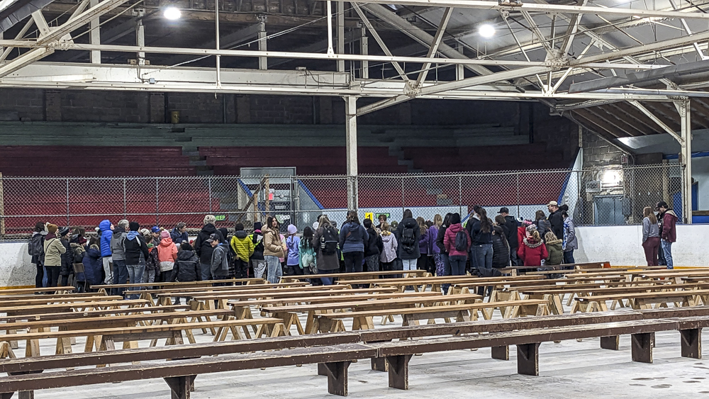 We are excited to be back presenting at the 26th annual Roots of Bruce Education Days.  We are discussing Technology in Agriculture with 600 Students throughout the 2-day event.  
 
<a href="/OntAg/">Farms.com Ontario</a> @AgMoreThanEver <a href="/caseiheventsON/">CaseIH Events Ontario</a> <a href="/Case_IH/">Case_IH</a> 
#EquipmentOntario
#EOspotted