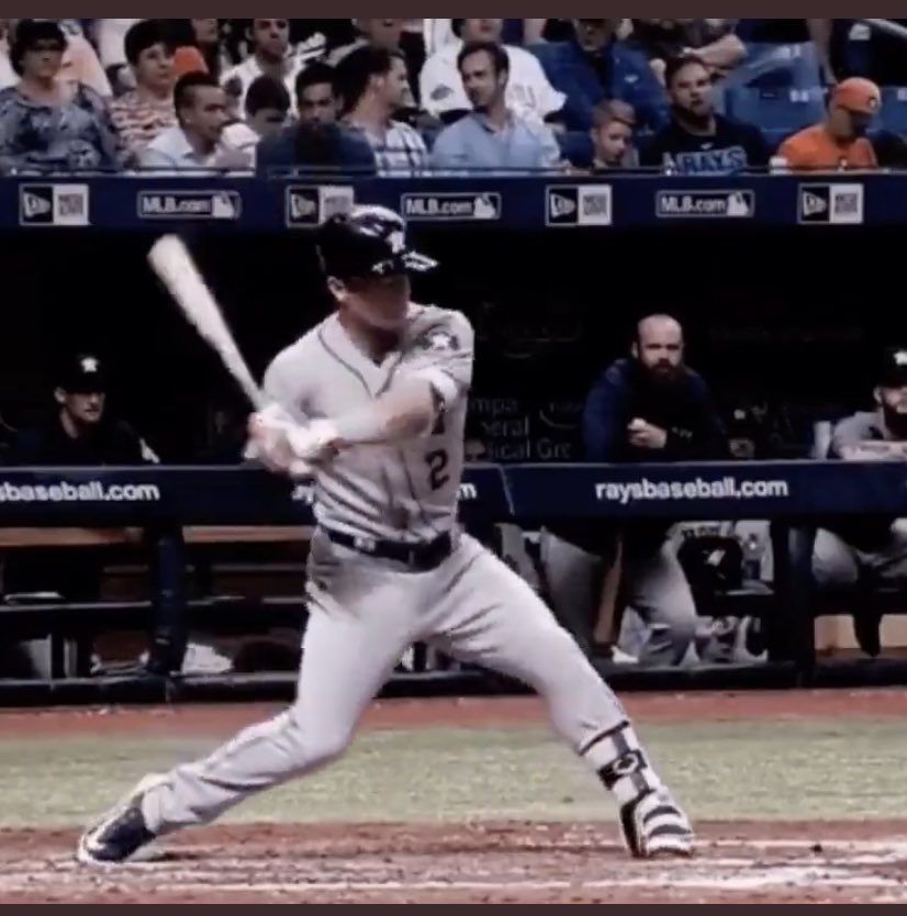 HatchetHitting's tweet photo. Pujols talks about over exaggerating keeping hands inside baseball in tee work. Notice the approach to the baseball, knob to ball with barrel head up. This is how u backspin a baseball and hit homers. Not “slotting” or “upper-cutting”.  Bregman showing this translation in game. https://t.co/CMr7yxy7D7