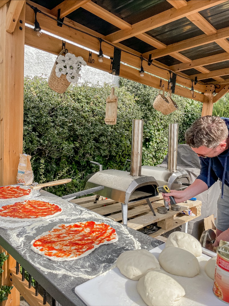 Our Luxury Outdoor Kitchen - Plus 15% off your own Gazebo Grill from backyarddiscovery.co.uk until midnight 1/5 using OHSOKEL15 (plus they also sell kids' play equipment and pergolas!)
ohsokel.com/our-luxury-out…