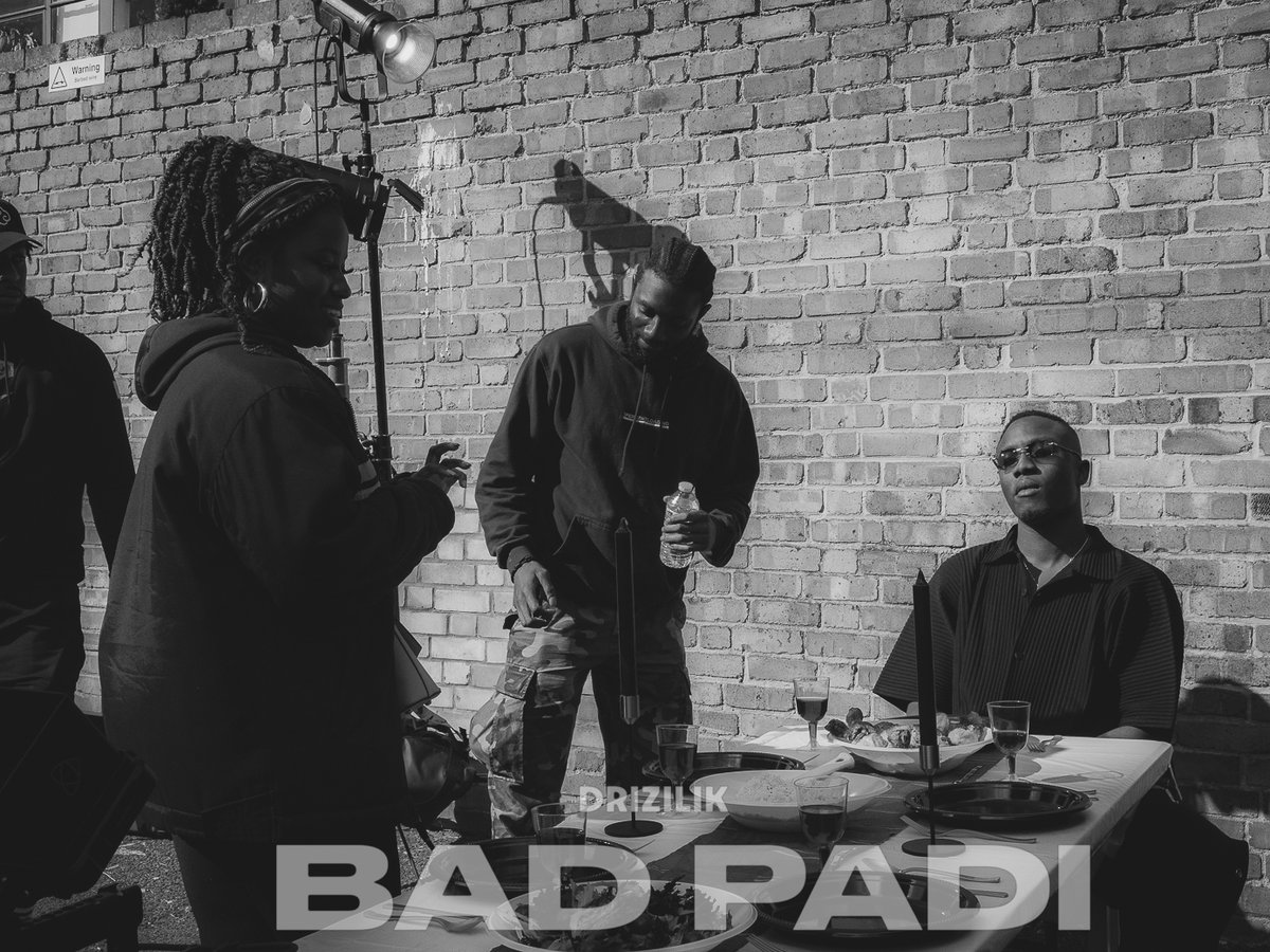 drizilik's tweet photo. Bad Padi Bete Pas Badat Padi! #makingthevideo
Bad Padi Official Music Video Premiere - 27 April! #AshobiAlbum https://t.co/UrP6eSzSwx