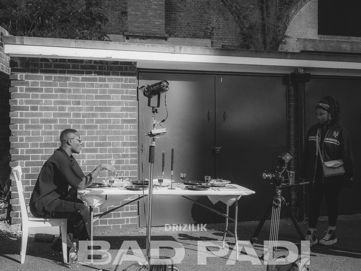 drizilik's tweet photo. Bad Padi Bete Pas Badat Padi! #makingthevideo
Bad Padi Official Music Video Premiere - 27 April! #AshobiAlbum https://t.co/UrP6eSzSwx
