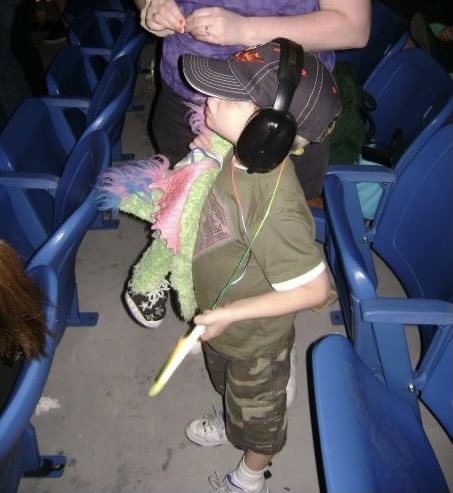 rmorris76's tweet photo. 15 years ago Zack went to his first of many @AvrilLavigne concerts! Crazy how much time flys! Here’s to never growing up! #herestonevevergrowingup #AvrilLavigne @AvrilFoundation @avril_bandaids @avrilbandaidsIT https://t.co/Sbp3D5hX7X