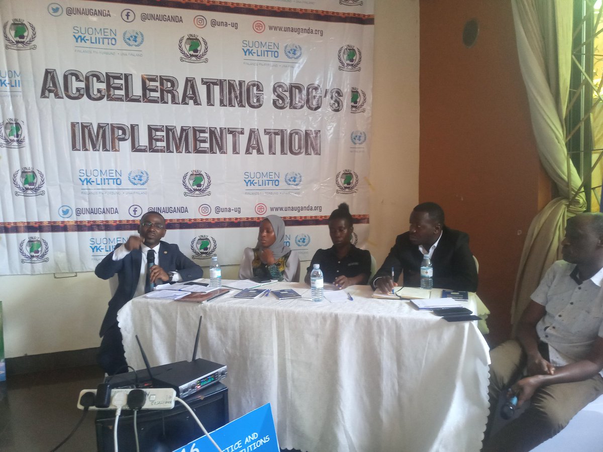kalemdav's tweet photo. Happy to discuss obstacles alcohol posses to attainment of #SDGs by #UnitedNations association in Uganda. #UHCA @uhca_ug @HopeAndBeyondUg @WHOUganda https://t.co/RvdSmJ919t