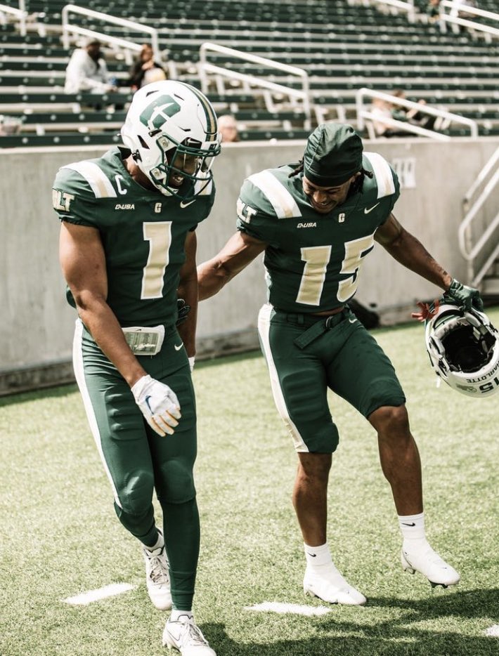 UNC Charlotte Friday📍<a href="/BiffPoggi/">Biff poggi</a> @WDorsey_7 @CHCCoachWard <a href="/TeamFlex_Boom/">Team Flex</a>