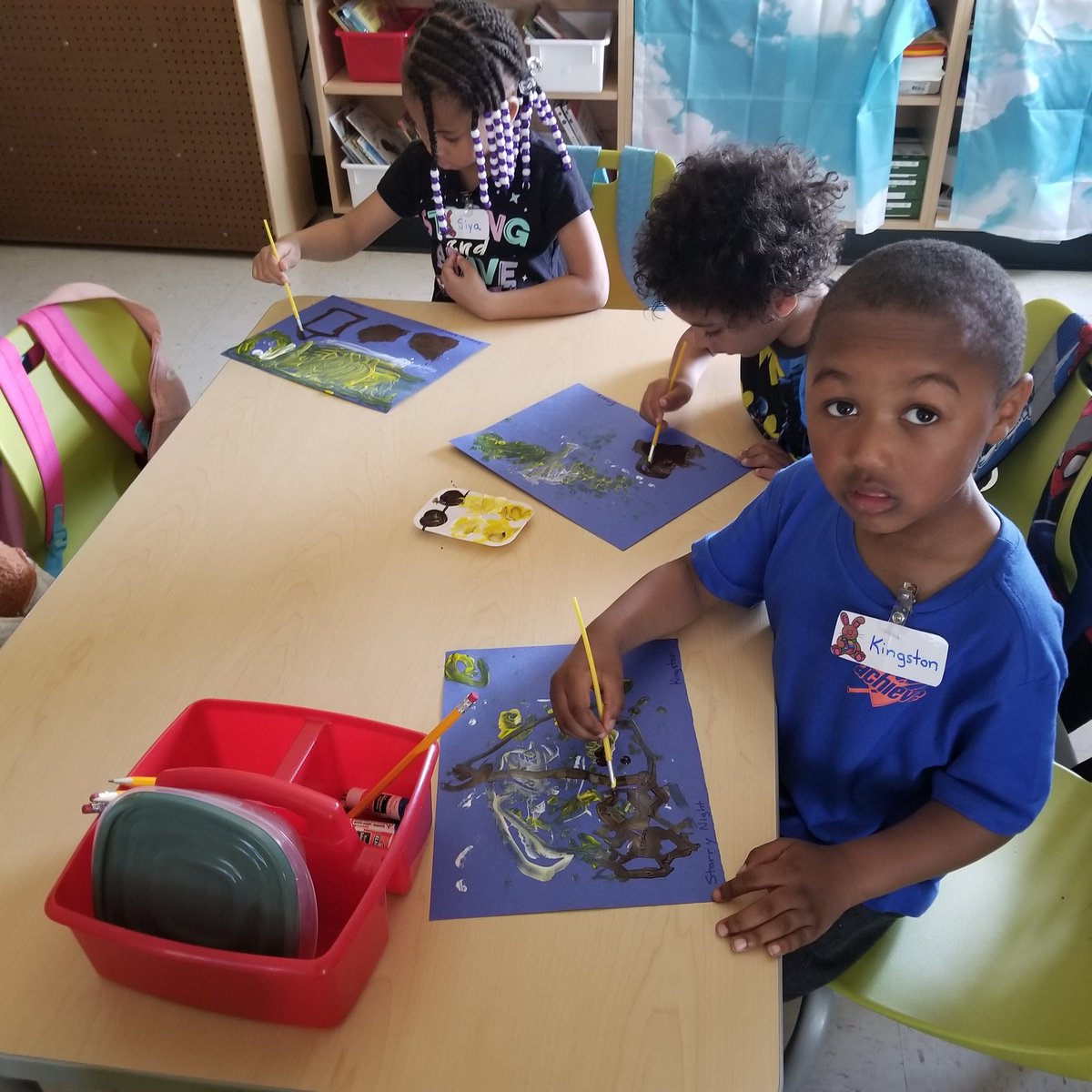 jshaber16's tweet photo. Today for Thinking Thursday, we looked at the painting "Starry Night" by Vincent Van Gogh. We discussed how we felt, ask questions of what we observed,  and what we thought. Then we tried to recreate our own version of the painting. It was fun.@vbHolland @VBPreK @VBTitleI https://t.co/rFDJdQ2W1M