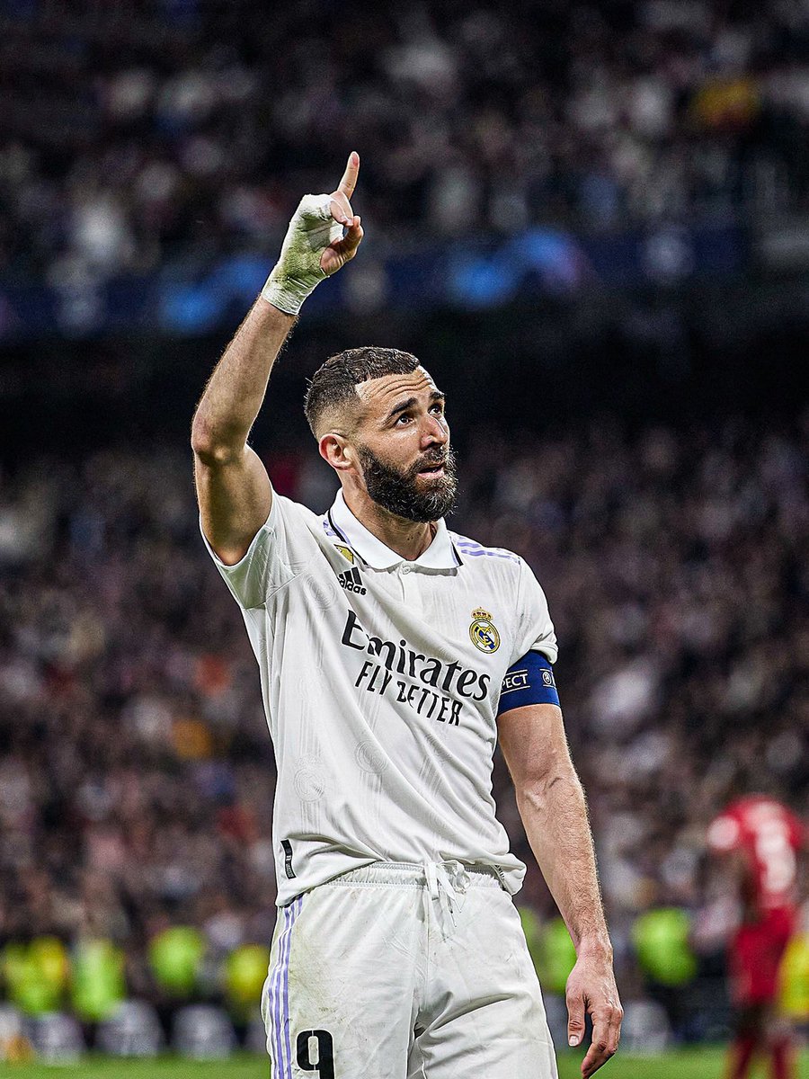 📸 Karim Benzema version ramadan prend fin. #AidAlFitr