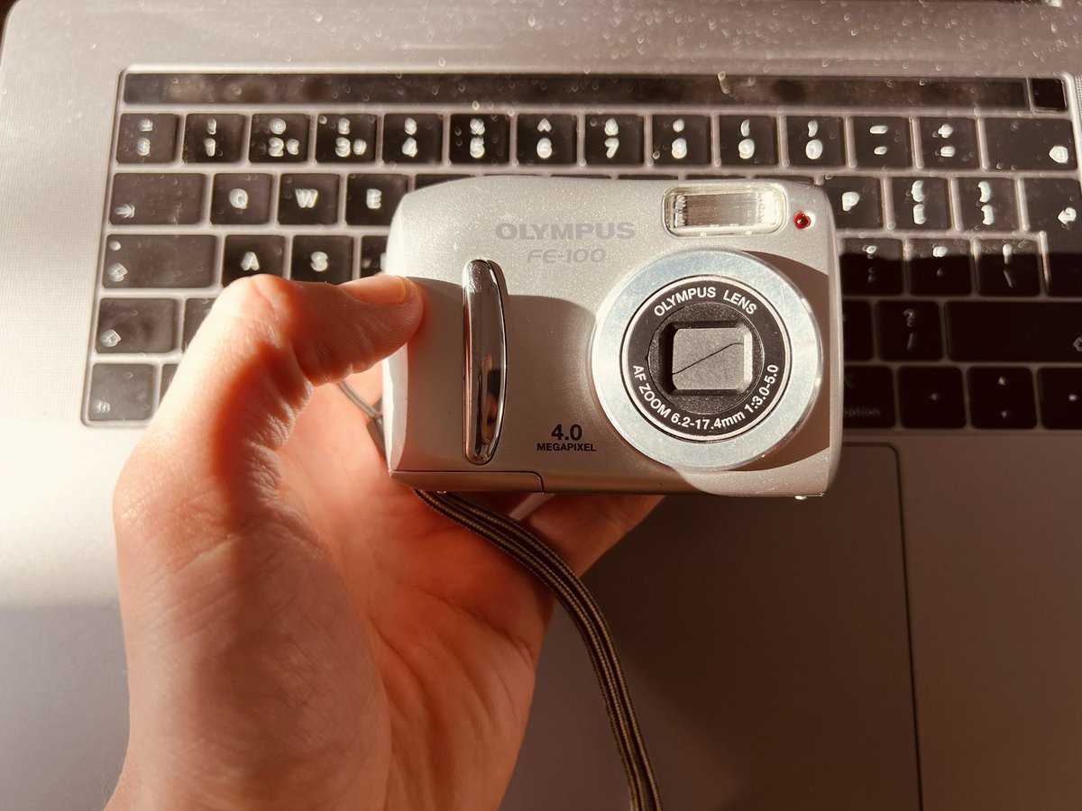 KomkovSergej's tweet photo. Not bad for Olympus digital point and shoot retro camera. Photos are straight from camera (I’ve just added boarder around them to tidy them up) colours are absolutely stunning on this 2004 , 4.0mp point and shoot! #olympus #digital #camera #digitalcamera #retrocam #hull #hull2023 https://t.co/iRm3eHpmDL