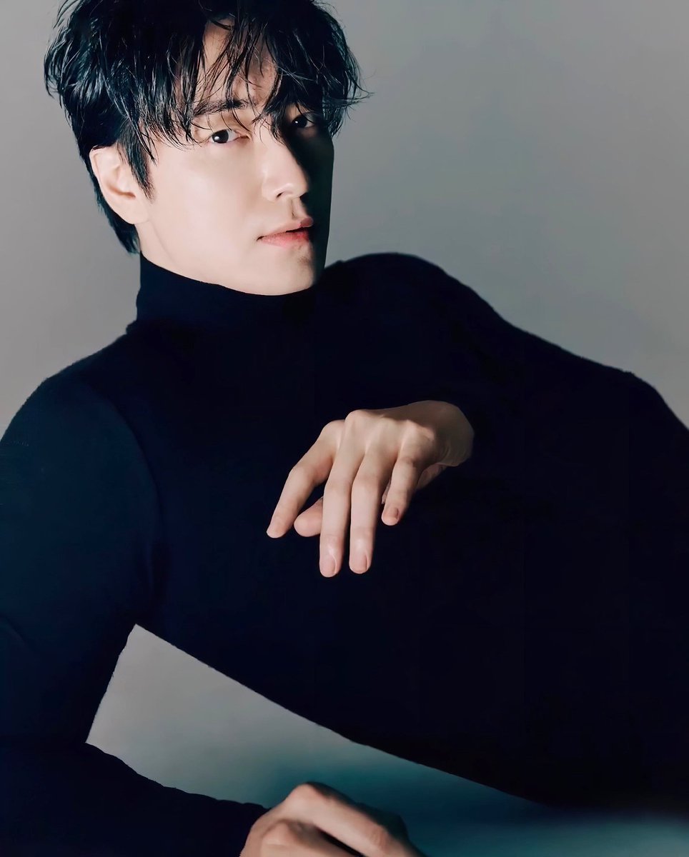 LeeJunHyuk6_fan's tweet photo. [230421]
🖤~ ANTI- HERO~ 🖤
~Allure Korea ~ May issue ❤️‍🔥❤️‍🔥❤️‍🔥

#LeeJunHyuk Interview- [English Translation-Full]

⤵️

#이준혁 #LeeJoonHyuk
#LeeJunHyuk #범죄도3
#TheRoundUpNoWayOut https://t.co/9J73Ziizxs