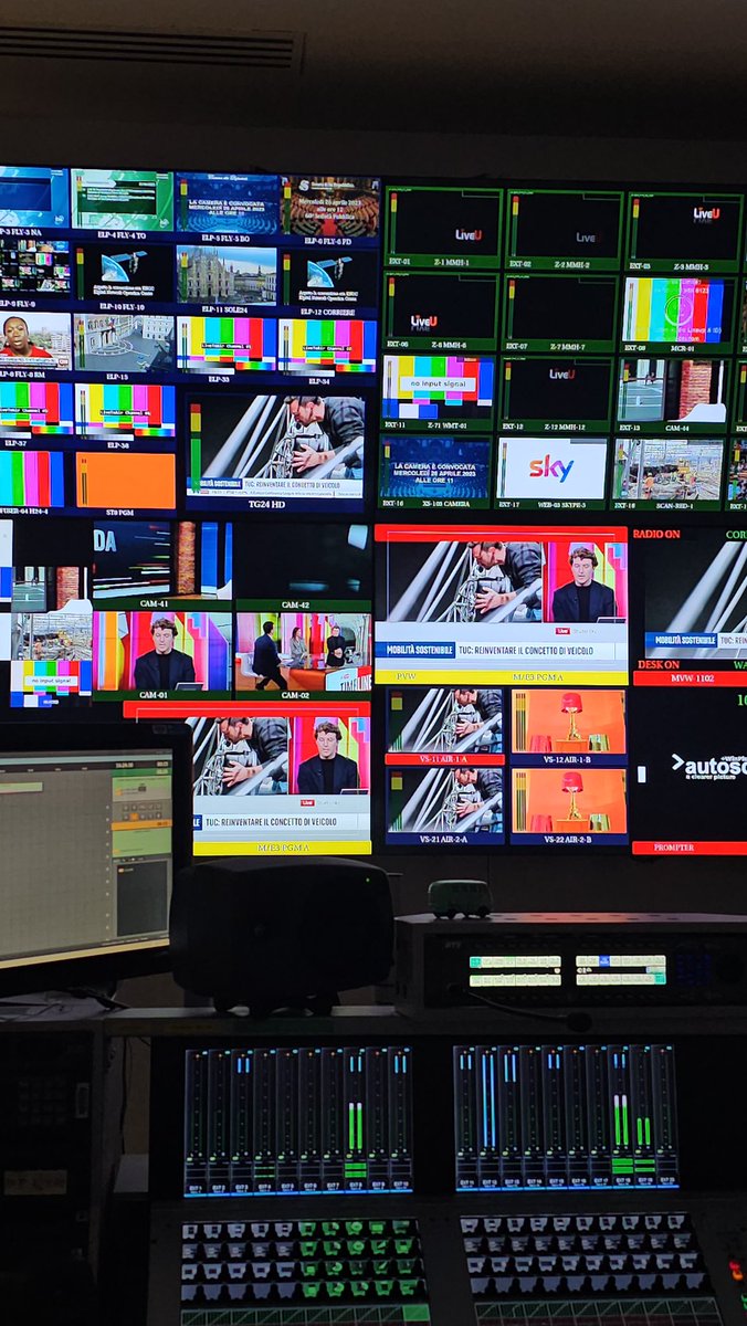 <a href="/alessioviola/">Alessio Viola</a> <a href="/massimodp1970/">Massimo Di Pietrantonio</a> grazie per l’invito a #TimeLine di <a href="/SkyTG24/">Sky tg24</a> per parlare di tecnologia e <a href="/TUCtechnology/">TUC.technology®</a> e #MilanDesignWeek