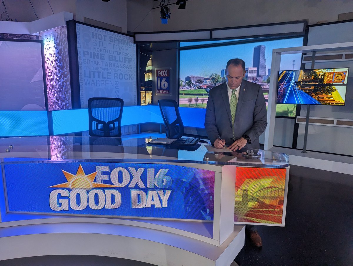 artakeback's tweet image. Is AR Drug Director Tom Fisher prepping to take over the airwaves on KARK Ch. 4 &amp;amp; Fox 16??? Check out News 4 at 12:45 and find out! #ArTakeback2023