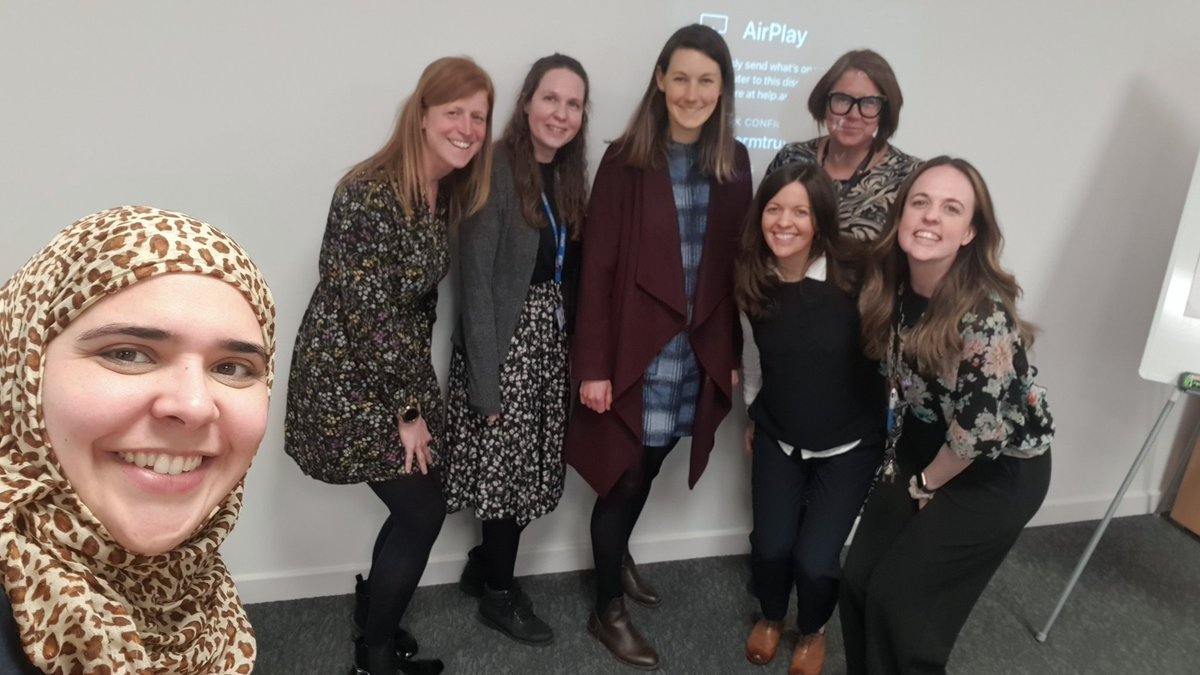 H21Mayat's tweet photo. Digital TLE Dream Team! 💫 I am so excited to start our new journey together! 😁 #DigitalTLE @TransformTrust #digitaleducators @MrsYew22 #PhilHerd https://t.co/mTr8I97RHK