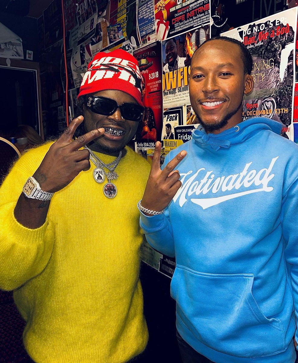 Pj_Wlkr's tweet photo. Like @wizkhalifa said, Taylor Gang Or Die 🗣️‼️

Got the chance to meet the original “WOAH” creator and one of my TOP fav artists @Youngdeji_ 🤝🏾⭐️

S/O to my bro @dj_ftg for keeping the H-Town on lock fasho!🔥

#WeWantDJPJ #TGOD #jetliferecordings https://t.co/SEXjxyYArr