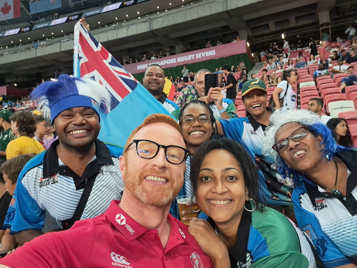 MindpearlGroup's tweet photo. Some impressions from Mindpearl's incentive trip to the Singapore 7s 🏉. An incredible opportunity for our Mindpearl South Africa  🇿🇦and Mindpearl Fiji 🇫🇯 offices to meet up and cheer our hearts out❣️

#Singapore7s #HSBC7s #Mindpearl #EmployerofChoice #WorkHardPlayHard https://t.co/YqxkRjAiVe