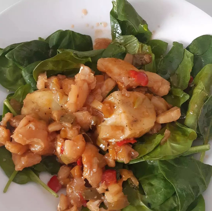 StarTraderVN's tweet photo. Society demands all kinds of things, but really just being kind to yourself is enough.#microcinera #receta #recipe #food #espinacas #bacalao #verdura #vegetable #microwave #microondas #Pyrex #comesano #comerico #cocinafacil #healthylife #vidasana https://t.co/H111t8VtcS