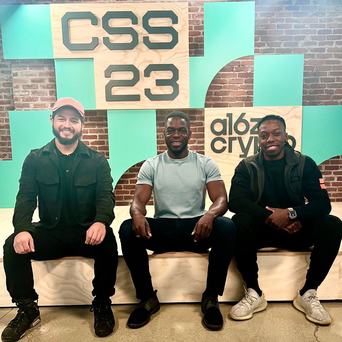 Crypto Startup School (CSS23) Spotlight 🔦 Team: @shield_xyz 🛡️ Founders:  @EmanFT_, @LuissCarchi, @isaiahudotong Where is the team from? Emmanuel &  Isaiah: New Jersey, ethnically Nigerian; Luis: Cuenca, Ecuador What are you  building?