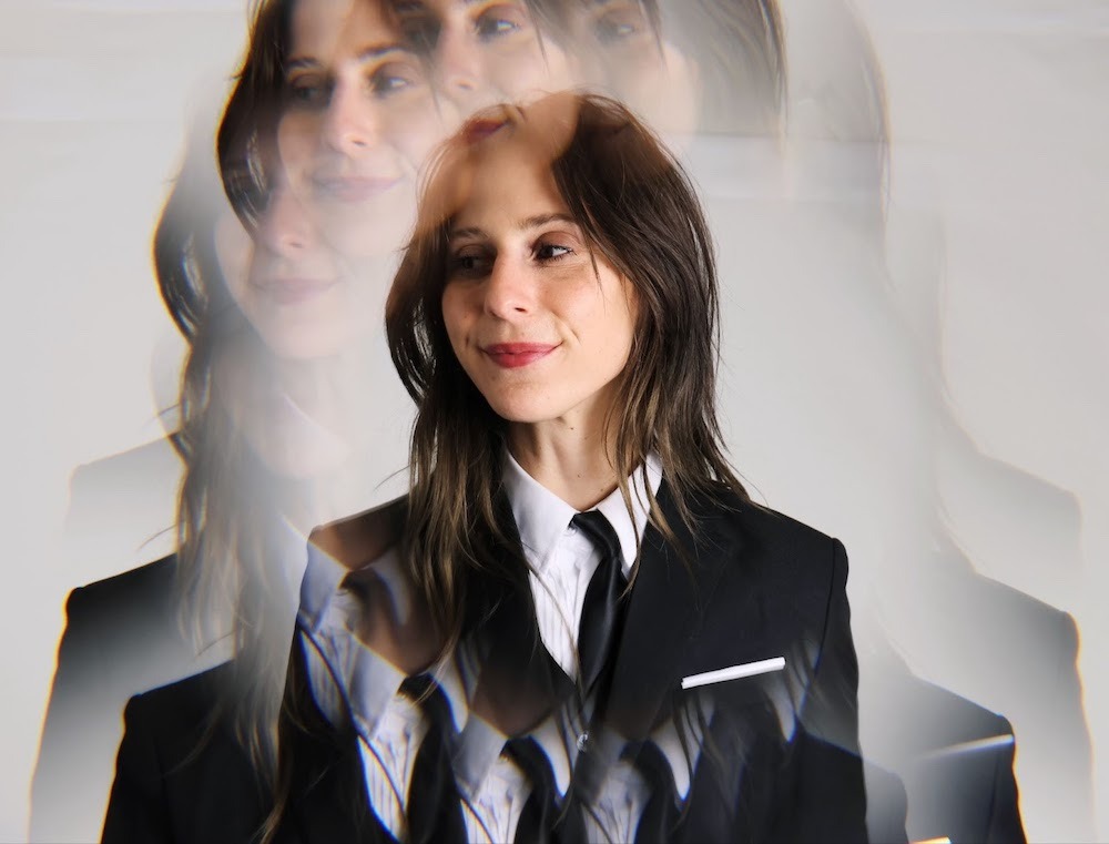 aladdintheater's tweet photo. NEW MUSIC: Ahead of her upcoming album, ‘Lucky For You,’ @Bully has just released a new single, “Hard To Love!” Check it out here: https://t.co/daJKFpGQT5

Plus, listen LIVE when Bully plays @aladdintheater on August 20th! Tickets are on sale now.

TIX 🎟️ https://t.co/tec1jaQORQ https://t.co/ENZOWPYO5P