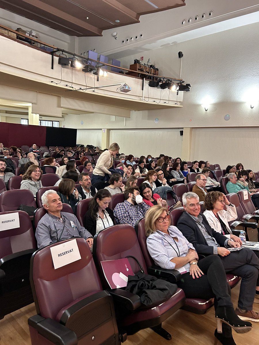 francescfatjo's tweet photo. Avui, a les III Jornades Catalanes d’Hospitals de Dia d’Adults de Salut Mental, hem compartit amb més de 150 professionals els projectes presents i els tots els reptes de futur. 
Reinventant camins també és mirar-ho tot amb ulls nous!!
#HospitalSantRafael https://t.co/8nsH2gFi4r