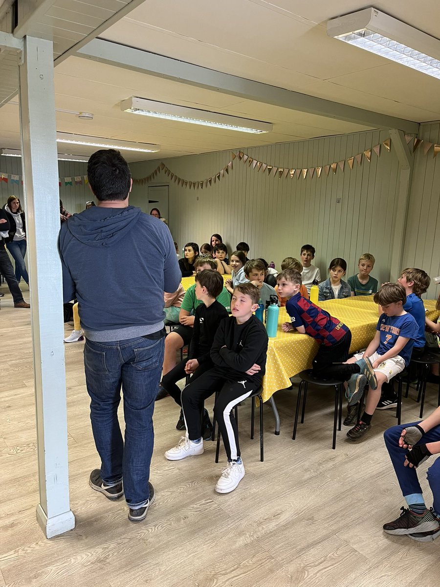 gingerwallace's tweet photo. @StuartEmms entertaining the crowd…is this his best side https://t.co/v1vYpC8rbV