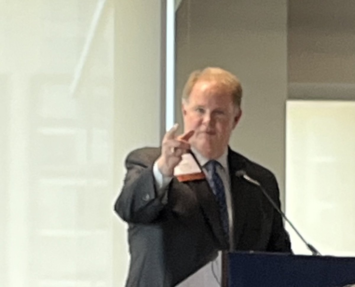 Jonathan Cole of ⁦<a href="/Baker_Donelson/">Baker Donelson</a>⁩ accepting the John Minor Wisdom Award for #probono from ⁦<a href="/ABALitigation/">ABA Litigation Section</a>⁩ and calling upon all lawyers to join #freelegalanswers and change lives.