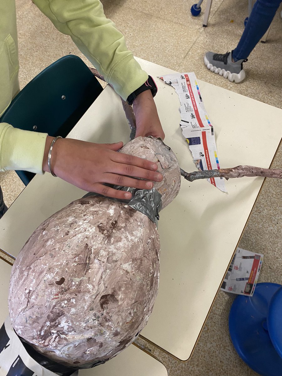 ms_bowersclass's tweet photo. Our flying insects are starting to take shape. The teamwork is incredible! https://t.co/8kLCeQHL30