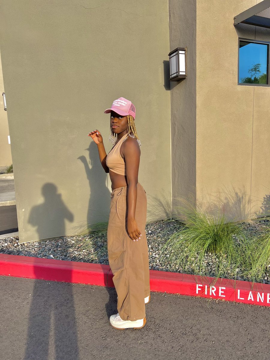 gb3ke's tweet photo. In(Her) Peace ✌🏾💓 https://t.co/DNL22HQnZF