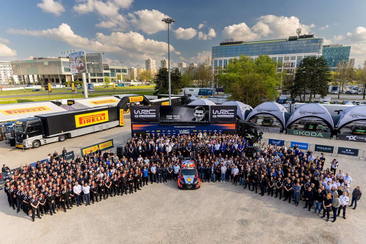 Very fitting tribute to Craig Breen at WRC Crotia this evening as the service park fell quiet as a mark of respect. RIP Craig. <a href="/MotorsportIRL/">Motorsport Ireland</a> <a href="/MIRallyAcademy/">#MIRallyAcademy</a>