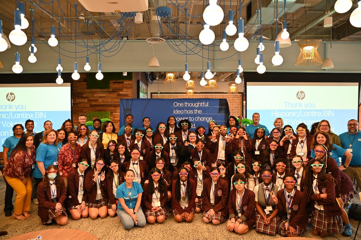 HP's tweet photo. The HP Hispanic/Latinx BIN in Houston hosted 8th graders from YWCPA Middle School for a stem event during our #40DaysofDoingGood campaign. The students participated in a panel discussion, product showcase session, and presented their heat island projects. #NationalVolunteerWeek https://t.co/w1ETwevCDB