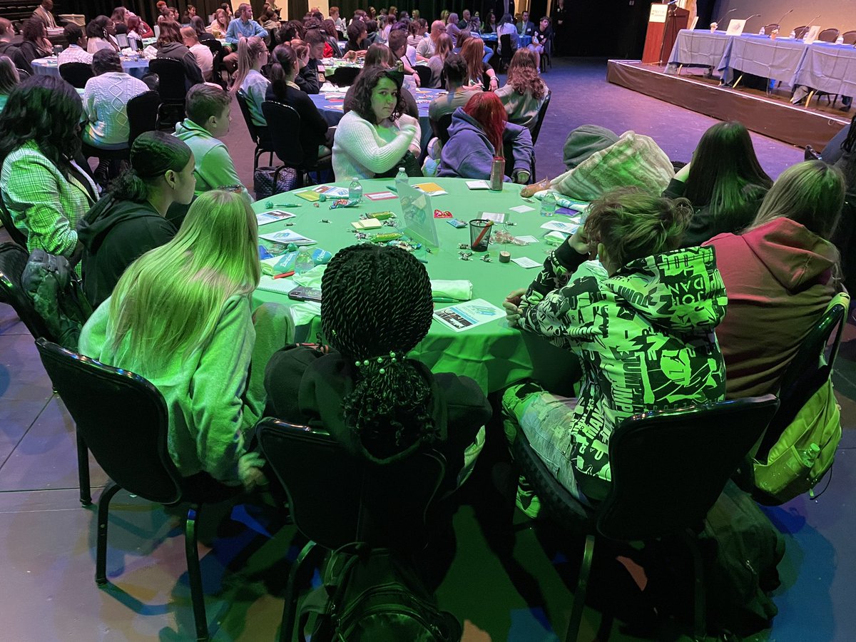 DKalbfliesh's tweet photo. So great to be apart of elevating student voices as a region, thank you @CapRegionBOCES for hosting a powerful event and @M_Arterberry  for delivering a killer speech #studentvoicesmatter @GreenIslandUFSD represented themselves well https://t.co/wnNddMHfgM