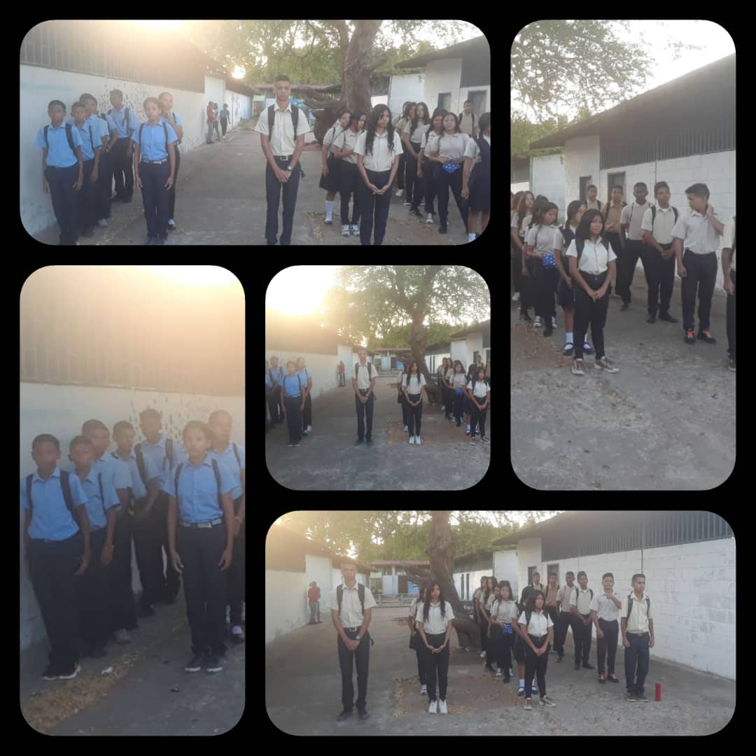 Estudiantes del Liceo Ottoniel Guglietta circuito 12, en el Acto Cívico.#ElEsequiboEsVenezuela <a href="/NicolasMaduro/">Nicolás Maduro</a>
@MPPEDUCACION
<a href="/_LaAvanzadora/">Yelitze Santaella</a>
<a href="/josemvasquez/">José Vásquez</a>
@ZEGuarico
<a href="/eliaszurita1/">elias zurita</a>
<a href="/DIANNERYARANGU2/">DIANNERY ARANGUREN</a>