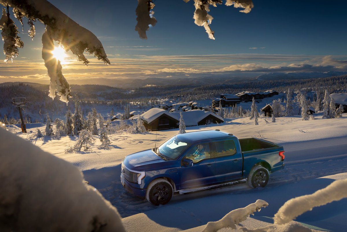 PerGunnarBerg3's tweet photo. F-150 Lightning Goes Global - This Amazing Pickup is Coming to Norway ⚡️Big hug and thanks to a passonate small team in Germany, US &amp; Norway 🙏 «they said it couldn't be done so we did it» @jimfarley98 @MSander22 😎

#F150Lightning #Ford #electric #FordTheCoolestCompany https://t.co/jXvsk7VXW3