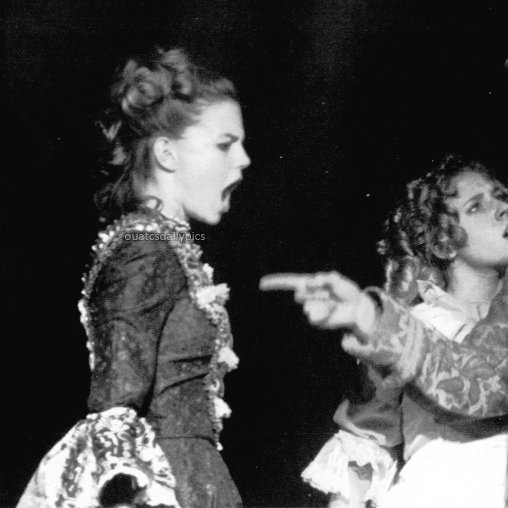 EnchantedSwans's tweet photo. 💫 Young JMo collection
1996 student Jen in Prospect High School 🥰
#jennifermorrison #jmoloves #jmo #jenmorrison #youngjmo #youngjennifermorrison https://t.co/ILZ0t5db9a