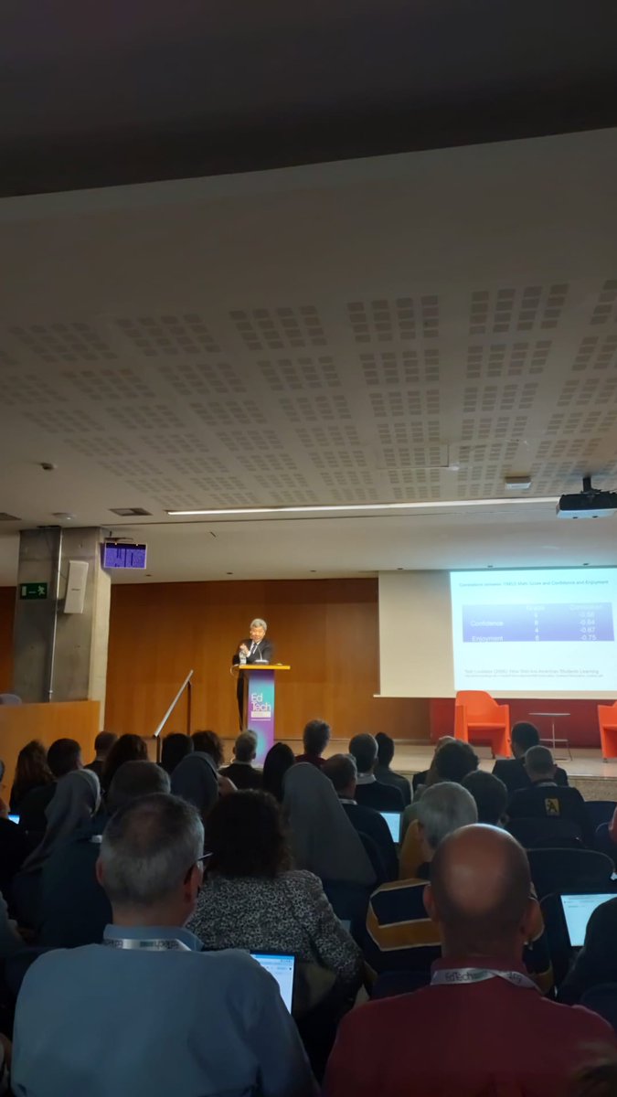 EVHijasCaridadE's tweet photo. Miembros de la Comisión InnovaTIC y de Comité de Dirección de los #ColegiosHHCC España Este #TESELA acuden a #EdTechCongressBcn23 #EducaciónVicenciana #SaberMásParaServirMejor @EdutechCluster @HijasCaridadEE https://t.co/87eHE5m6bH