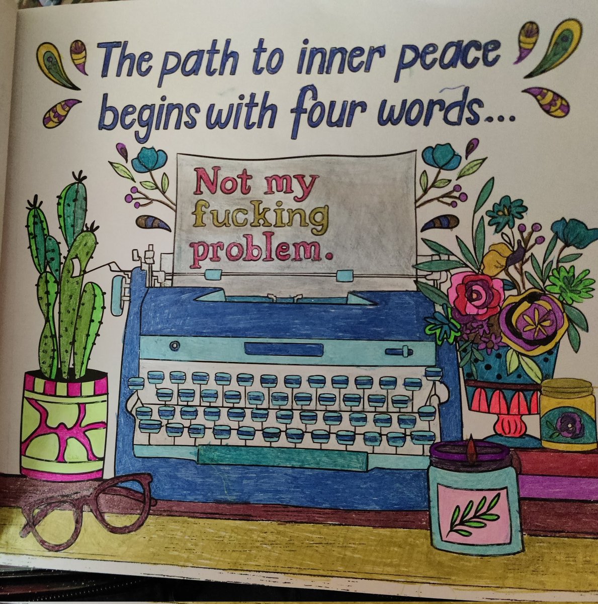GailSchaeffer7's tweet photo. @AnauelSam Love My Adult Coloring Books 📚I Use Gel Pens And They Sparkle ✨ https://t.co/eHzp0C0f0X