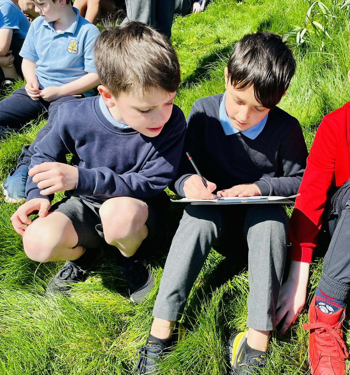 Whole school assembly today about #TheBigHelpOut, then pupils worked together outside and came up with some thoughtful ideas to help our school and community, family and friends and the environment. #pupilparticipation 🌟