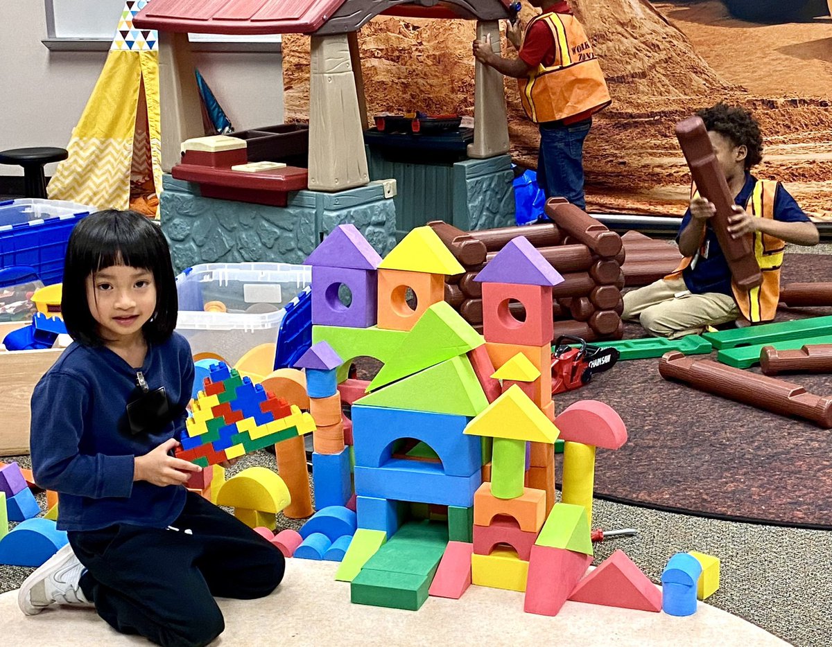 Geronima Lopez (@imalopez08) on Twitter photo Using our vocabulary “skyscraper”! 😁<a href="/ReesStars/">Rees Elementary (Performing & Visual Arts Academy)</a> <a href="/MireyaFromTX/">Mireya Lara</a> <a href="/KathyCherryAP/">KathyCherry</a> <a href="/AliefPreK/">Alief Early Childhood</a> <a href="/geronimalopez/">Geronima Lopez</a> Using our vocabulary “skyscraper”! 😁<a href="/ReesStars/">Rees Elementary (Performing & Visual Arts Academy)</a> <a href="/MireyaFromTX/">Mireya Lara</a> <a href="/KathyCherryAP/">KathyCherry</a> <a href="/AliefPreK/">Alief Early Childhood</a> <a href="/geronimalopez/">Geronima Lopez</a>