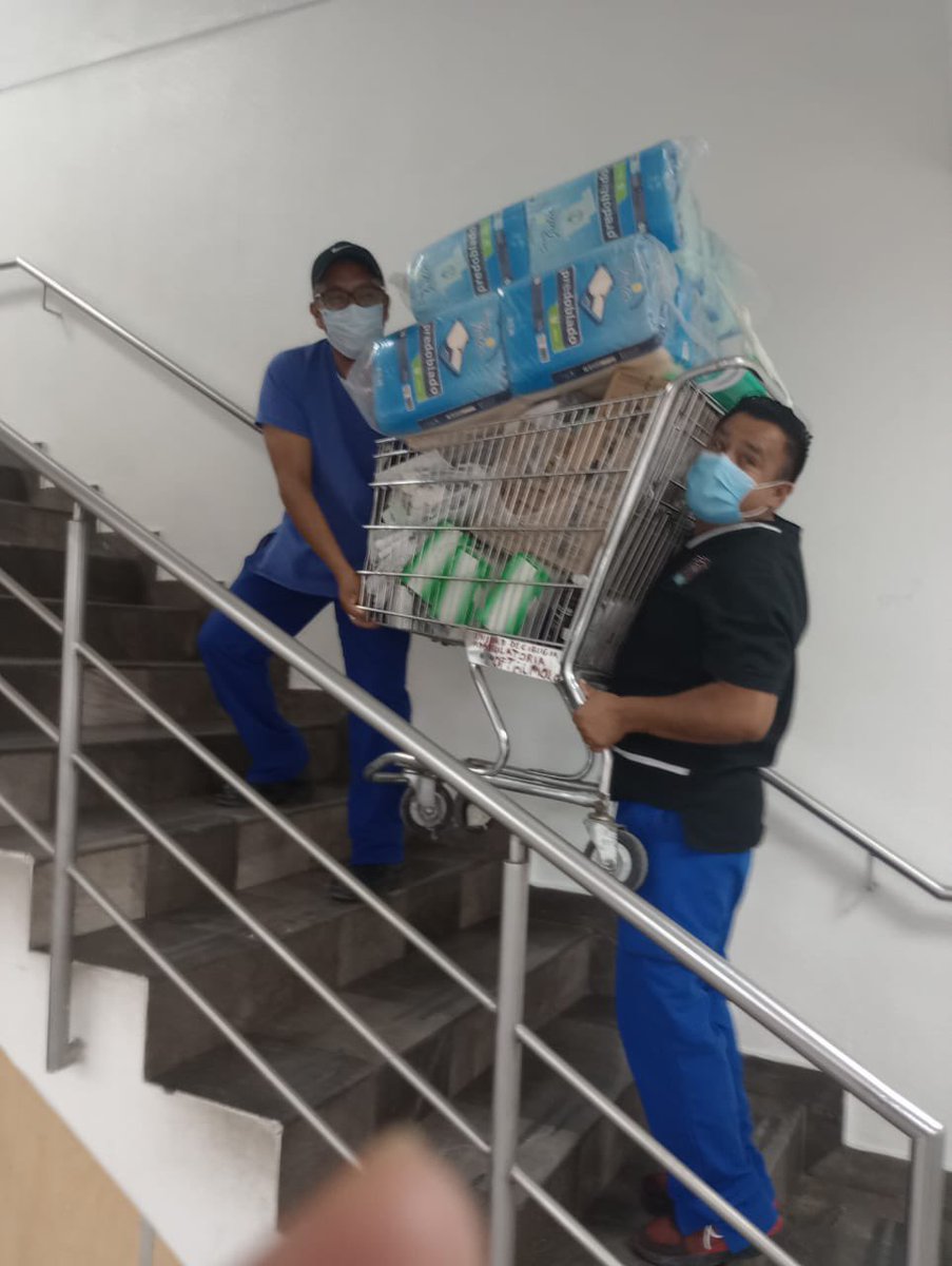 javier_r_v's tweet photo. Las cosas de mal en peor en el imss de la margarita @cali_gil @janethleontv @JCarlos_Valerio @aztecapuebla @TelevisaPuebla @Tu_IMSS @zoerobledo @ImagenTVMex @YulianaEscobedo https://t.co/88wf2kSISM