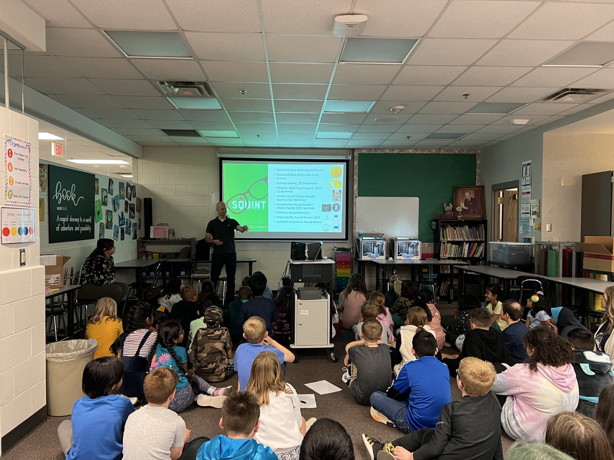 DisneyDolphins's tweet photo. 4th graders had an inspiring message from author Chad Morris today!  Try 3 things: See more in people, talk to someone new, do something kind for someone else! #Proud2bMPS #DisneyDolphins #MPSlibrarystories https://t.co/nq79uQxVDo