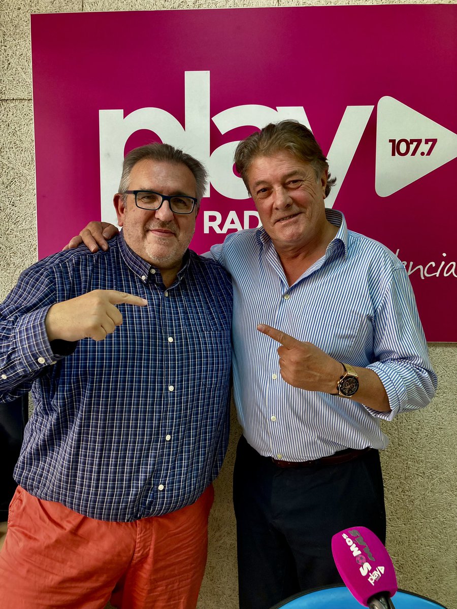 playradiovlc's tweet photo. Maravillosa entrevista de Francisco esta mañana en #Discomovida con @vtealventosa que además ha venido muy bien acompañado de su precioso perro “Fran” 🐶
¡Gracias FRANCISCO siempre es una alegría para nuestra emisora!
https://t.co/ci8gUdGMd6
@moonilopezzz @liidiiaa01_ https://t.co/sDCNkb5zhM