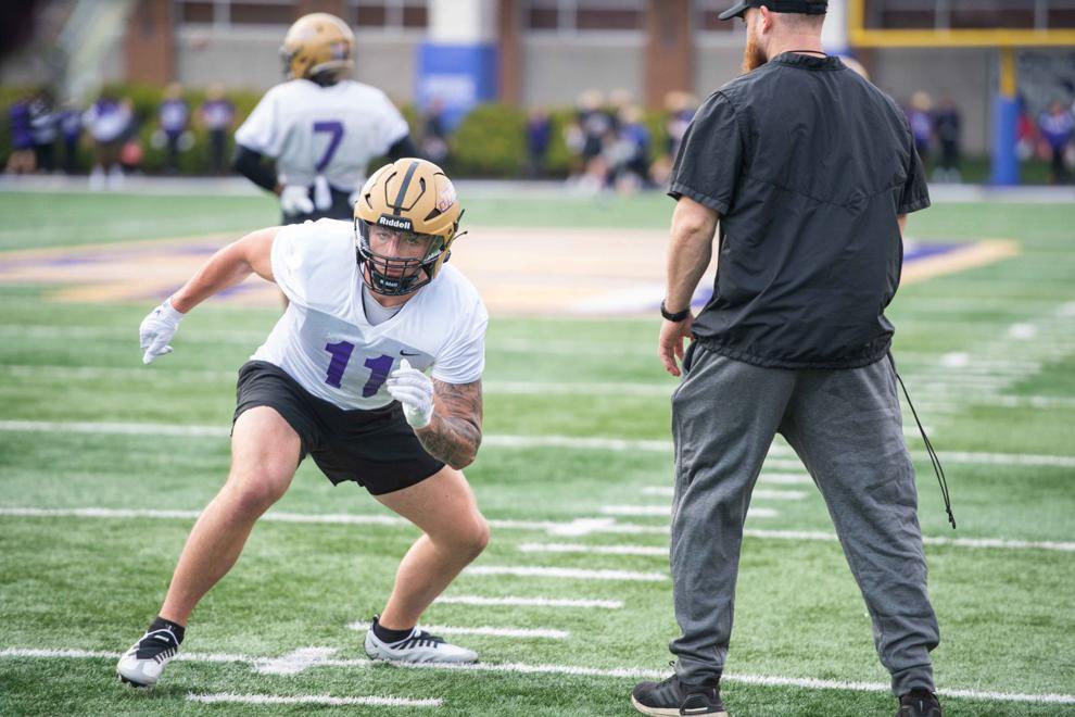 fleischman_noah's tweet photo. Aiden Fisher worked his way into the second-string MIKE linebacker spot by the end of last fall. Now he’s made a splash in JMU’s spring practices.

“There’s not much difference between him and the first two guys.”

On @theaidenfisher: https://t.co/dcCZricziG https://t.co/sj4OPkBqtS