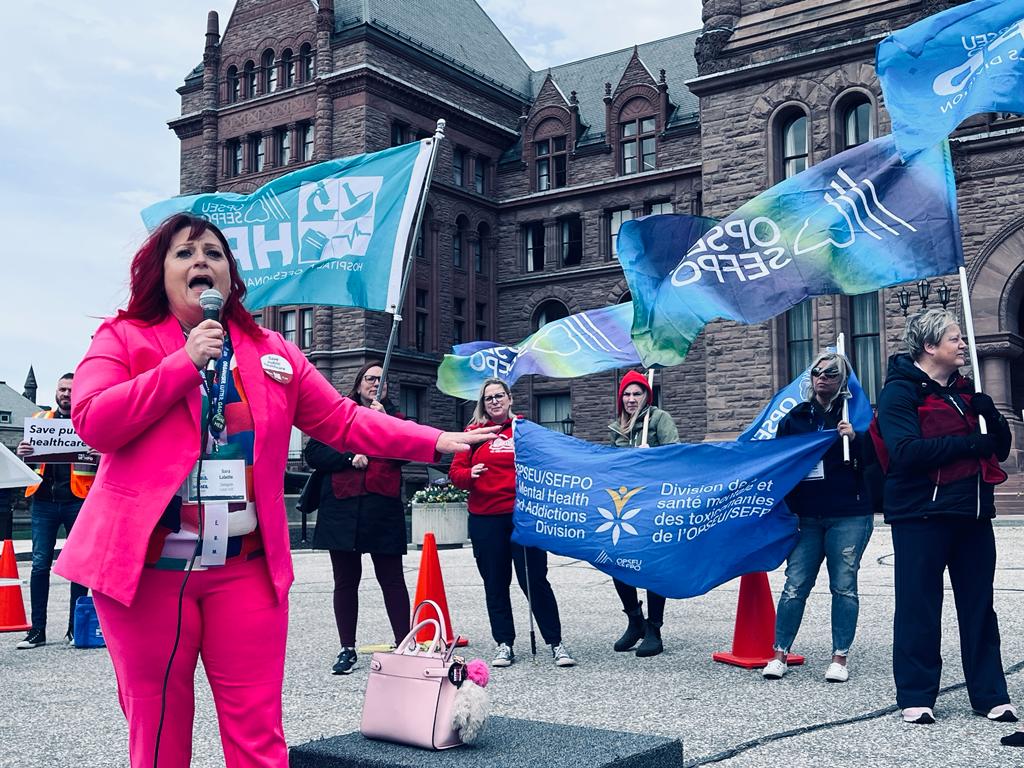 OPSEU's tweet photo. .@OPSEU Hospital Professionals &amp; allies rallied at QP today to speak out against harmful Ford govt policies! 
Failure to address critical understaffing. Wage cuts. Healthcare profession deregulation. Privatizing hospital services. 
#SavePublicHealthcare #OrganizeFightWin https://t.co/ZJvsr1IsSy
