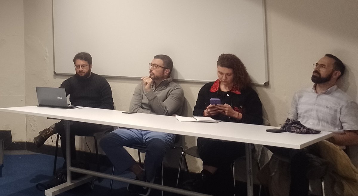 ShameelThahir's tweet photo. Acabamos de terminar el #AulaDeLasIdeas de #CreateCamps en el @Poligran sobre la transición energética en Colombia.
Muchas gracias por el tiempo para estás conversaciones fundamentales en la construcción de ciudadanías críticas desde las universidades 😊 https://t.co/Uzk2g224Vg