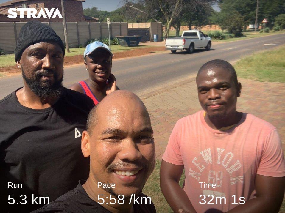 audas_vanschoor's tweet photo. TEAM TIME TRIAL ๐ฅต
Iโm not a runner
JUST GETTING GOALS โผ๏ธ
11 DAYS TO GO ๐
#JUSTBELIEVE #RUNWITHAVS #FITPRIL #AVSONTHE21 #Wally #AVSFITNESS #RUNPTA #RUN #Raceday #FetchYourBody2023 #HalfMarathon #21Km #1May #TeamAvs #AVSSOCKS ๐๐ค https://t.co/TPR9rZppjq