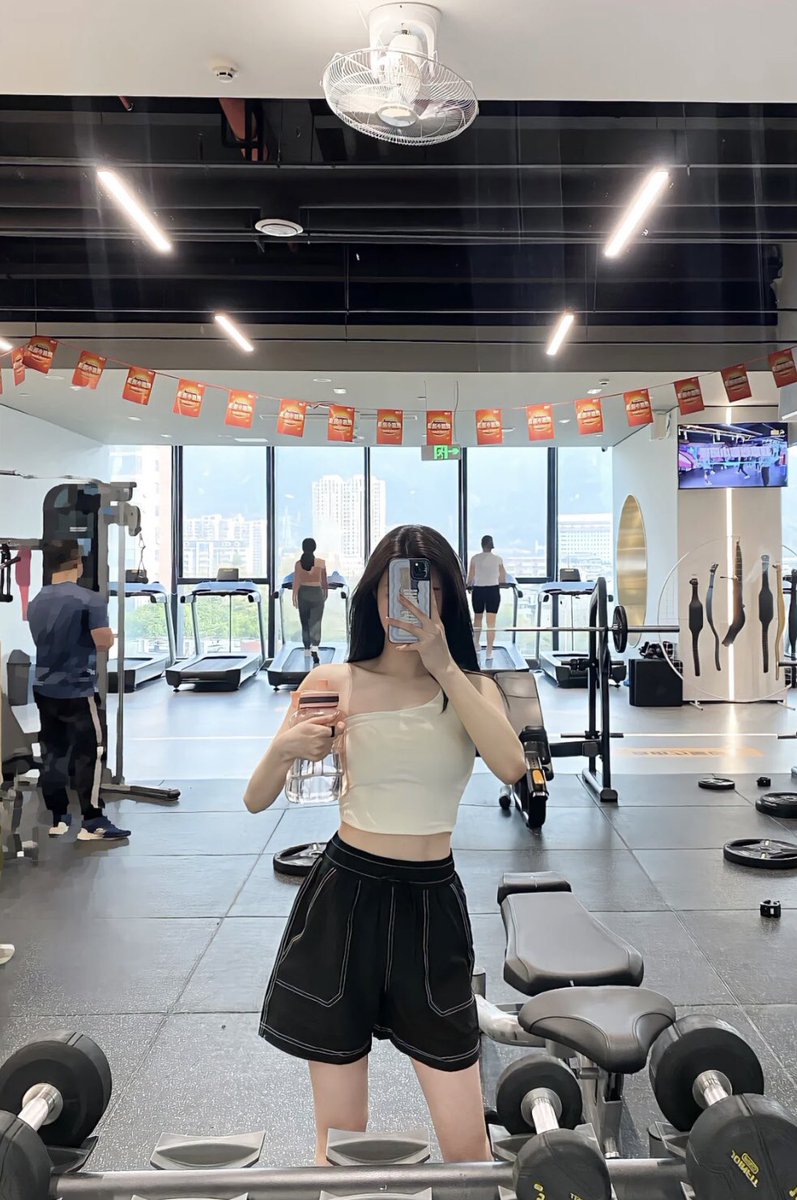 youya552's tweet photo. #shanghai 撩人是我的爱好,动心就是你的不对了🤨🤨🤨心动加主页 https://t.co/uparzISLmj