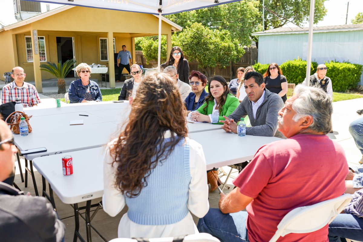 CASpeakerRivas's tweet photo. Without the Central Valley, California would not be the powerhouse it is today. Thank you, @AsmSoria, for taking the time to introduce me to your district and your constituents! https://t.co/Ja6DkiYeZp